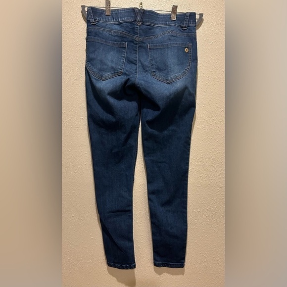 Democracy “Ab” Technology Skinny Jeans - Size 4 - Picture 2 of 5